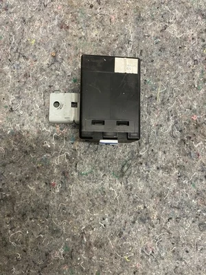 05 06 07 NISSAN PATHFINDER KEYLESS ENTRY THEFT LOCKING CONTROL MODULE 28595EA - Image 1 of 3