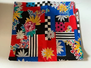 Vintage 1980’s Fabric Bright Flower Rose Daisies Block Print 60" X 68" - Picture 1 of 4