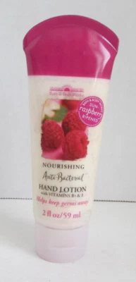 VINTAGE Bath & Body Works Sun-Ripened Raspberry Moisturizing Hand Lotion 2 oz - Image 1 of 2