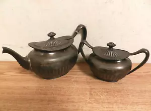 ANTIQUE MIDDLETOWN PLATE CO. QUADRUPLE SILVER PLATE TEAPOT AND SUGAR BOWL - Picture 1 of 10