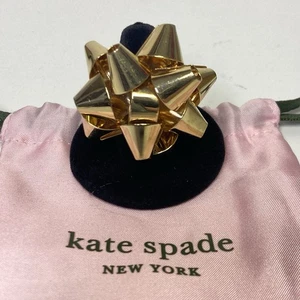 Anillo De Colección Kate Spade NY Bourgeois Regalo Arco Regalo Cóctel Dorado Talla 7 Declaración - Imagen 1 de 9