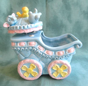 Musical blauer Kinderwagen Pflanzgefäß - Bild 1 von 5