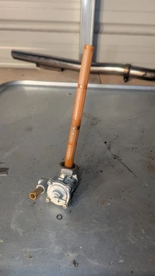 2001-2006 Honda Shadow AERO 750 VT750C Gas Tank Fuel Petcock - Image 1 of 4