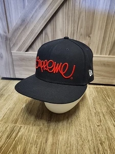 SUPREME New Era Handstyle Cap Baseball Hat Black Red Logo Used Rare 7 3/4 Fitted - Bild 1 von 8