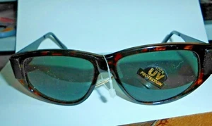 NWT Vintage Cat-Eye Tortoise Shell & Matte Black Riviera Sunglasses, 100% UV - Picture 1 of 7