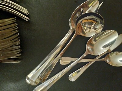 Servicio Estia Acero Inoxidable 97 Piezas Servicio 8+ Foto 1 de 4