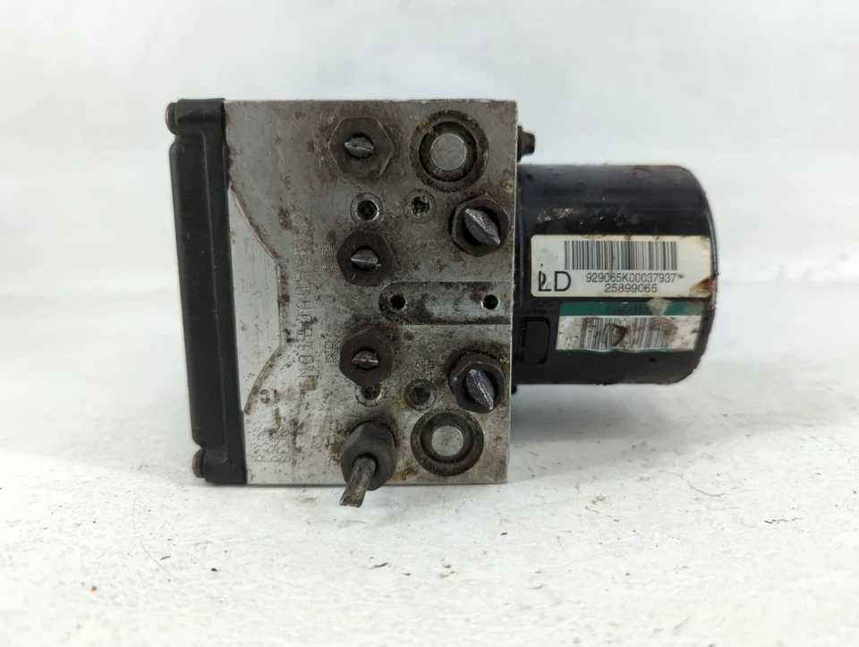 2008-2011 Cadillac Dts Abs Pump Control Module NM1Q3 - Image 1 of 4
