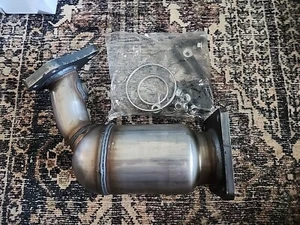BoardRoad Catalytic Converter Passenger Side 11-17 QX60 3.5L EPA Compliant - Picture 1 of 15