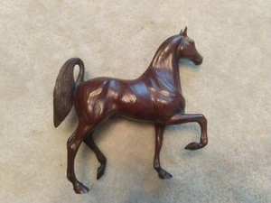 Hartland Horse Dark Walnut/Mahogany Woodcut Style 9" Saddlebred Stallion - Picture 1 of 9
