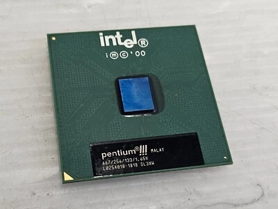 Intel Pentium III 667MHz, Socket 370, 133MHz FSB, 256KB, SL3XW, Coppermine - Image 1 of 2