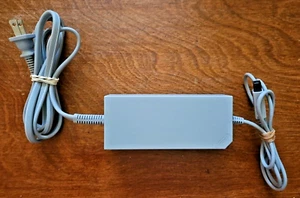 Nintendo Wii AC Adapter RVL-002 - Bild 1 von 4