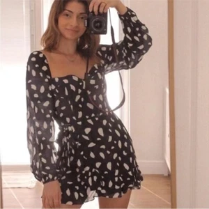 Reformation Cammi Mini Dress Sweetheart Smocked Wrap Ruffle Brushstroke sz4 $248 - Picture 1 of 16