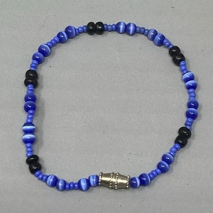 Cats Eye Bracelet Blue Iridescent Glass Beads Black Spacer Station Dainty 7" - Picture 1 of 9