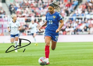 delphine cascarino football lyon signed Autographed - Picture 1 of 1