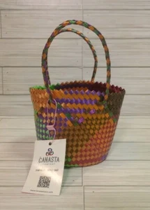 Mini bolso tejido a mano Share The La Canasta Experience arco iris - Imagen 1 de 6