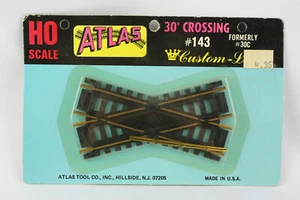 Nuevo de Lote Antiguo Atlas Model Railroad Escala HO 143 30 grados Cruce Tren Pista Latón Negro - Imagen 1 de 2