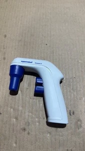 Eppendorf Easypet 3 Elektronischer Pipettenregler ungetestet - Bild 1 von 3