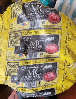 Cable blindado AL MCAP (revestido de metal multiusos) trenzado 12/2 x 250 pies Foto 1 de 4