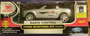 2005 New Bright Silver Ford Mustang GT Concept R/C Sports Car 1:16 Scale No 916 - Picture 1 of 16