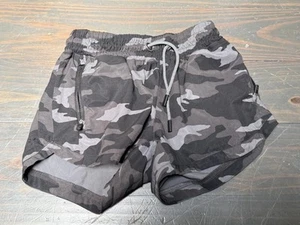 Athleta Girl Youth Medium 8-10 Running Shorts Gym Sports Run Camo Performance - Picture 1 of 5