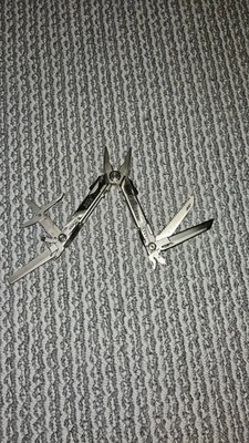 Rare Discontinued Gerber Multi Plier Flik Fisherman Multitool Great condition - Image 1 of 3