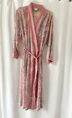 Cabernet Sleepwear Chiffon Robe Bathrobe 3/4 Sleeve Womens Small Pockets - Image 1 of 4
