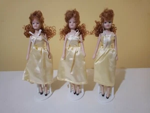 8" Porcelain Doll w/ stand - Bild 1 von 8