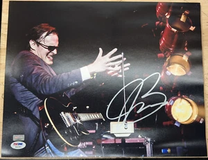 Joe Bonamassa signed gerahmtes Foto 11x14 Theremin Konzert Foto COA PSA DNA - Bild 1 von 7