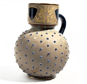 Vase à anse en grès fin Sarreguemines or blason 1850 ecusson or era Minton - Picture 1 of 9