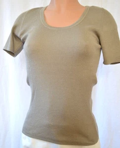 Top de punto Akris manga corta cachemira/seda color musgo talla D 46 F 48 EE. UU. 16 - Imagen 1 de 7