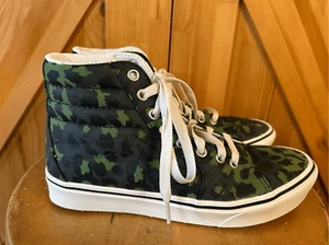 Vans Comfycush Sk8-Hi Leopard Super Lightweight Canvas Sneaker 6.5 Mens 8 Women - Picture 1 of 9