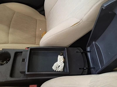 Used Front Upper Center Console fits: 2011 Hyundai Sonata roof w/o sunroof Front - Imagem 1 de 4