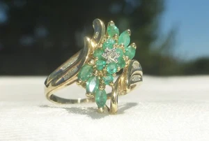 BEAUTIFUL 10k YELLOW GOLD EMERALD DIAMOND COCKTAIL RING LADIES SIZE 10 Amazing - Picture 1 of 8