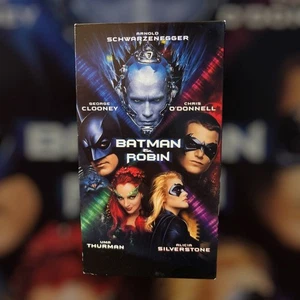 Batman & Robin VHS 1997 Action Adventure Original Release Warner Bros - Picture 1 of 2