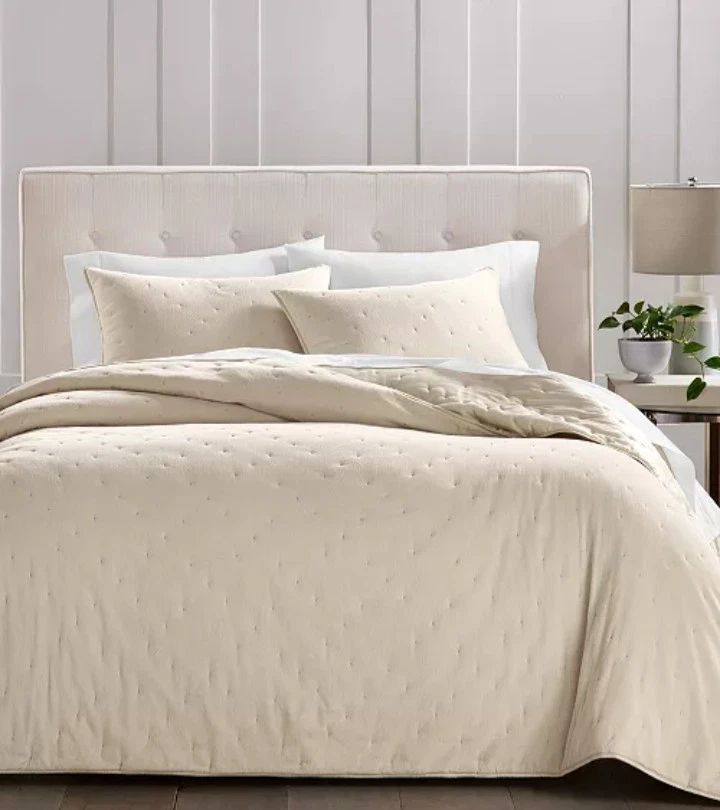 Hotel Collection "Reversible Chenille" KING 5 Piece Coverlet Set, W/ 2 Euro's 😍 - Image 1 of 4