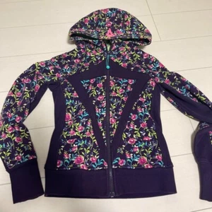 Chaqueta con Capucha IVIVVA Púrpura Floral Talla 10 - Imagen 1 de 2
