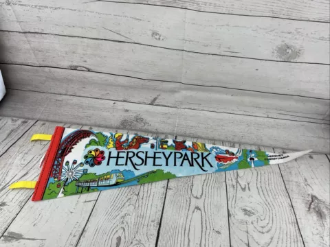 HERSHEY PARK PENNSYLVANIA TRAVEL  VINTAGE FELT PENNANT Cover