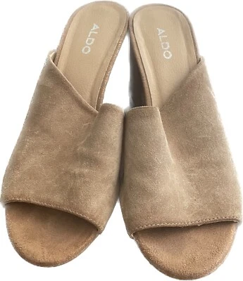 Sandalias Aldo Mujer Mules Slides Zapatos Talla 8.5Tan Gamuza Tacón Grueso 2.5" Punta Abierta Foto 1 de 4
