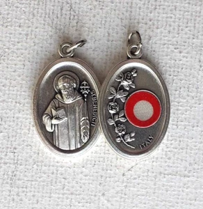 ST BENEDICT    Medal with Relic    Pack of Two - Picture 1 of 6