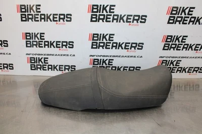 16 YAMAHA XSR900 FRONT REAR SEAT SADDLE BB786 - Image 1 of 4