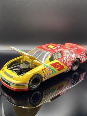 Racing Champs 96 NASCAR die-cast/Terry Labonte #5 Kellogg's Chevrolet-Limited Ed - Image 1 of 4