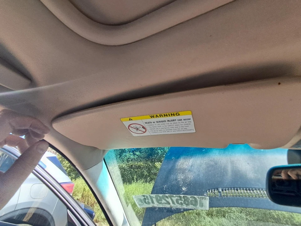 Used Left Sun Visor fits: 2005 Bmw 330I Sdn illuminated leather L. Left Grade A Foto 1 de 4