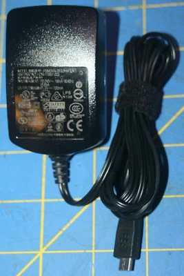 Genuine Blackberry PSM04R-050CHW1(M) AC Power Supply Adapter Phone Charger - Image 1 of 4