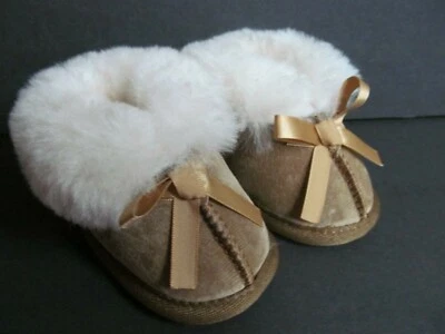 Botas Lands End bebê aconchegante shearling pele de carneiro 2 meses novas sem etiquetas - Imagem 1 de 4