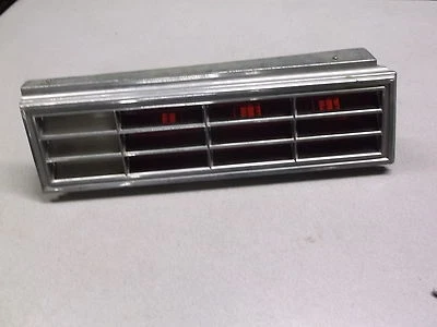 Conjunto de luz trasera derecha derecha GM 5970210 1980-81 Pontiac Phoenix *ENVÍO GRATUITO* Foto 1 de 3