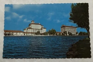 The Broadmoor & Broadmoor South, Colorado. Cartolina (Y2) - Foto 1 di 2