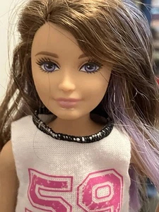 Barbie Skipper doll babysitter  brown Hair Purple Streak Mattel - Picture 1 of 5