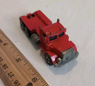 Vintage Hot Wheels 1979 6-Wheel Red Peterbilt Truck Tractor Semi Trailer Hauler - Image 1 of 4