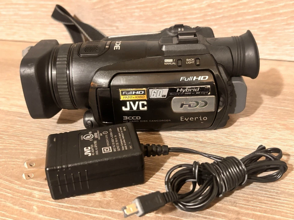 JVC Everio GZ-HD7U 3CCD 60GB Hard Disk Drive HD Camcorder w/ Charger & Battery - Image 1 of 4