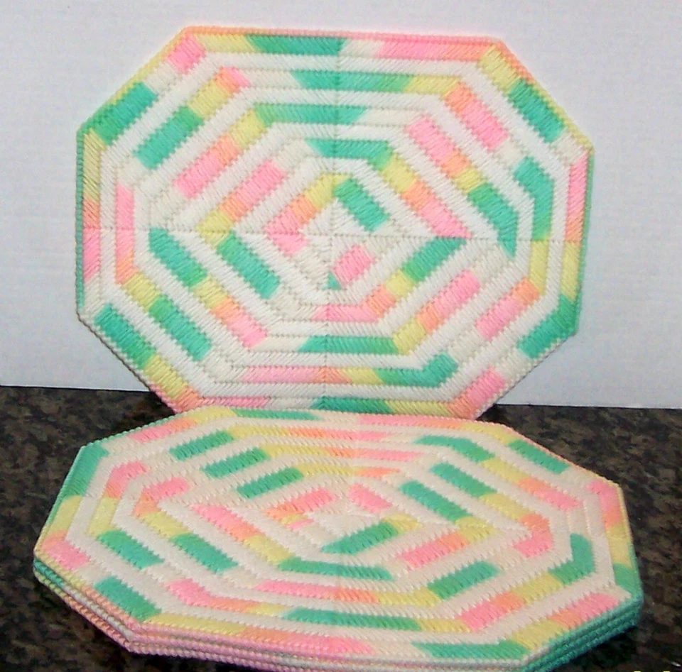 NEW Handmade 4Pc 10x13 Canvas Yarn Table Mat Placemat Set Pink Pastels - Image 1 of 1
